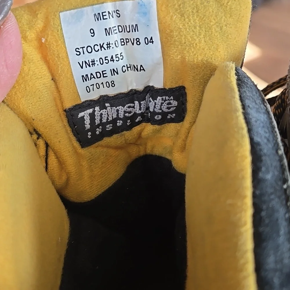 LL Bean 3M Thinsulate Black and Yellow Boots Mens Size 9 Waterproof Hikers